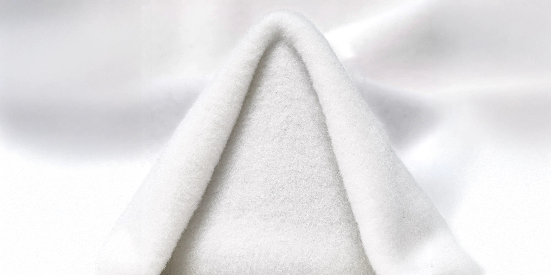Soft brushed fleece lining inside the heavyweight hoodie – durable and cozy fabric by CUKIDRIP.